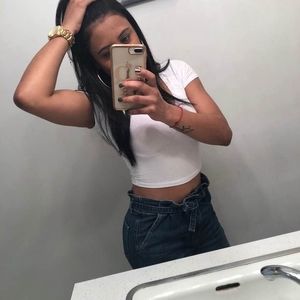 Meet your Posher, Raquel santos